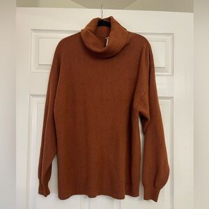 Free People Softly Structured Chunky Turtleneck Tunic Sweater | Size medium